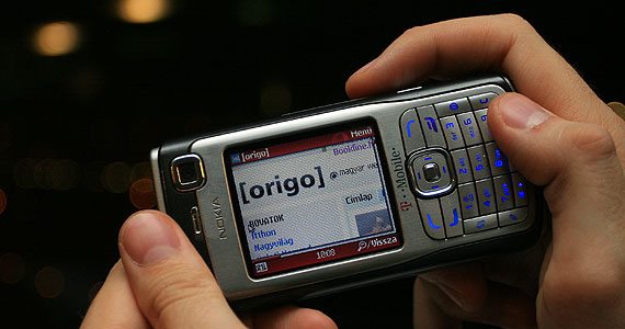 Forr�s: [origo]