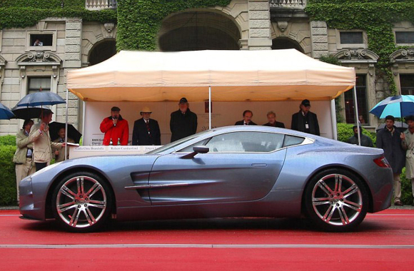 Forr�s: Aston Martin