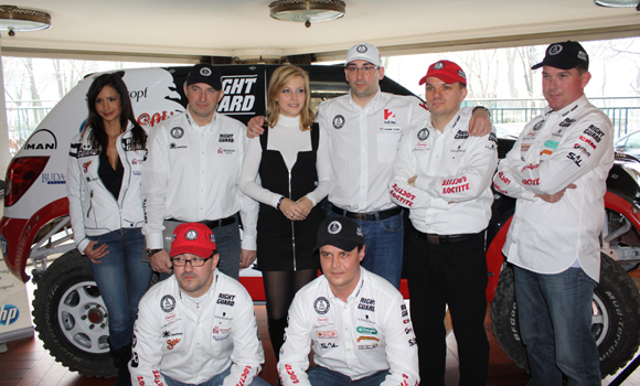 Forr�s: Szalay Dakar Team
