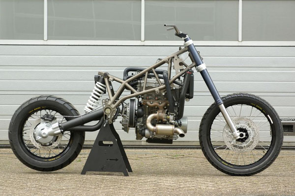 Fot�: Kyoichi Nakamura, Motorrev�