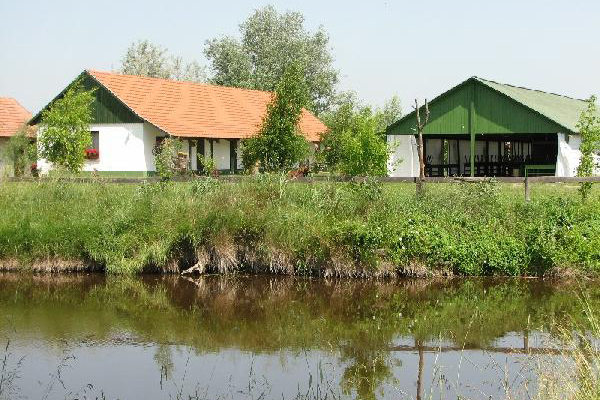 www.szalkaifarm.hu